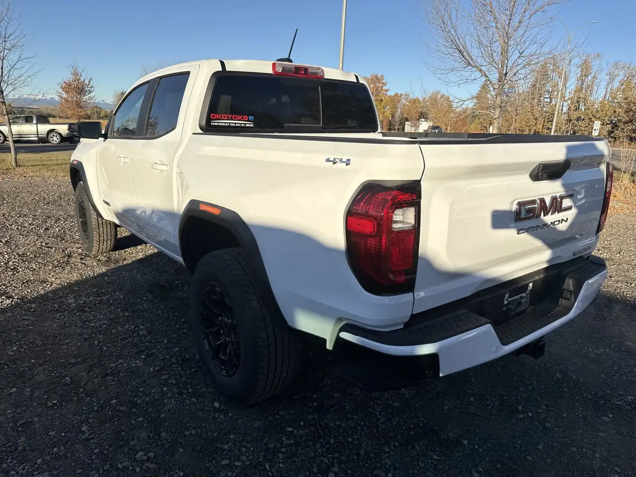GMC Canyon снимка GMC Canyon