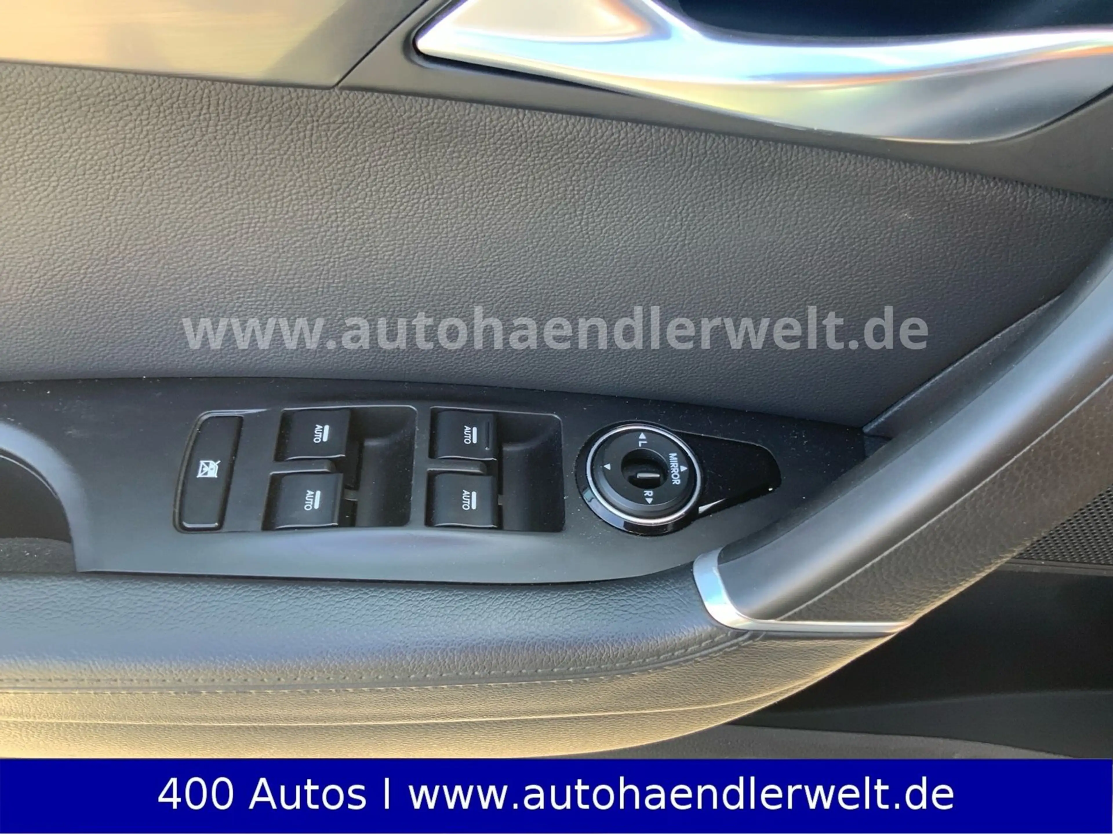Hyundai i40 Kombi 1.7 CRDi Automatik Style — photo 15