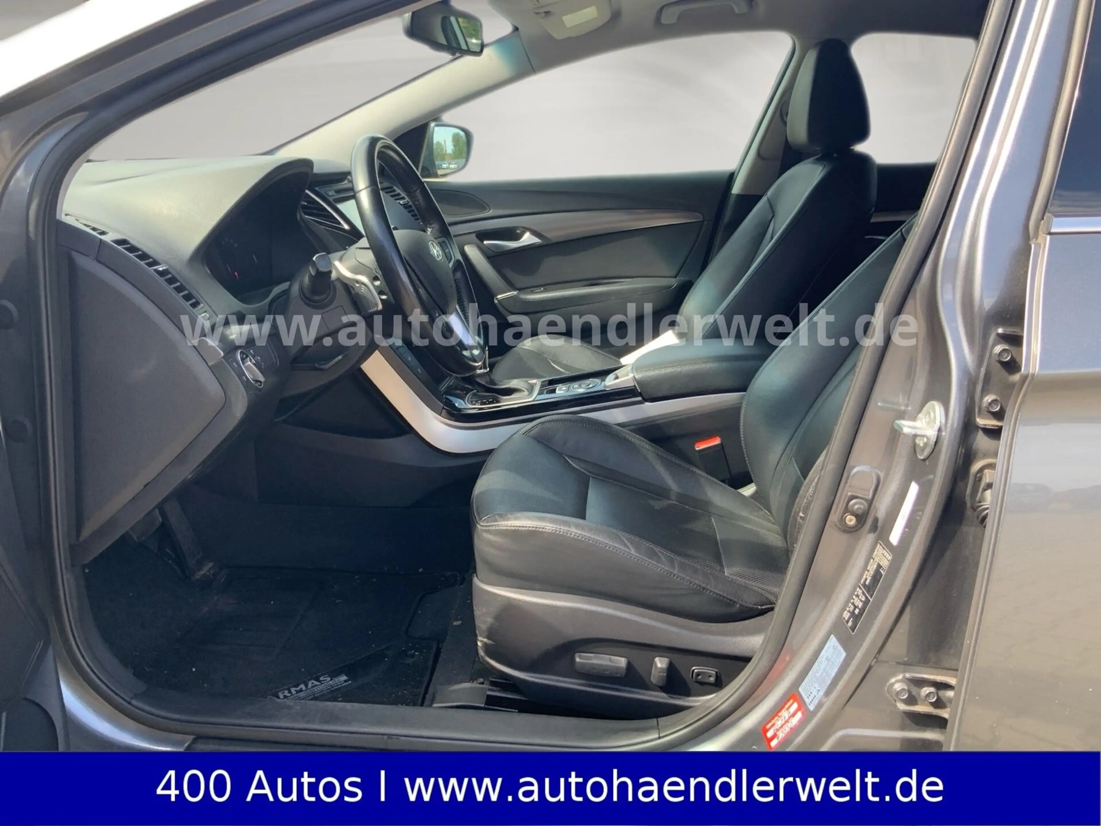 Hyundai i40 Kombi 1.7 CRDi Automatik Style — photo 8