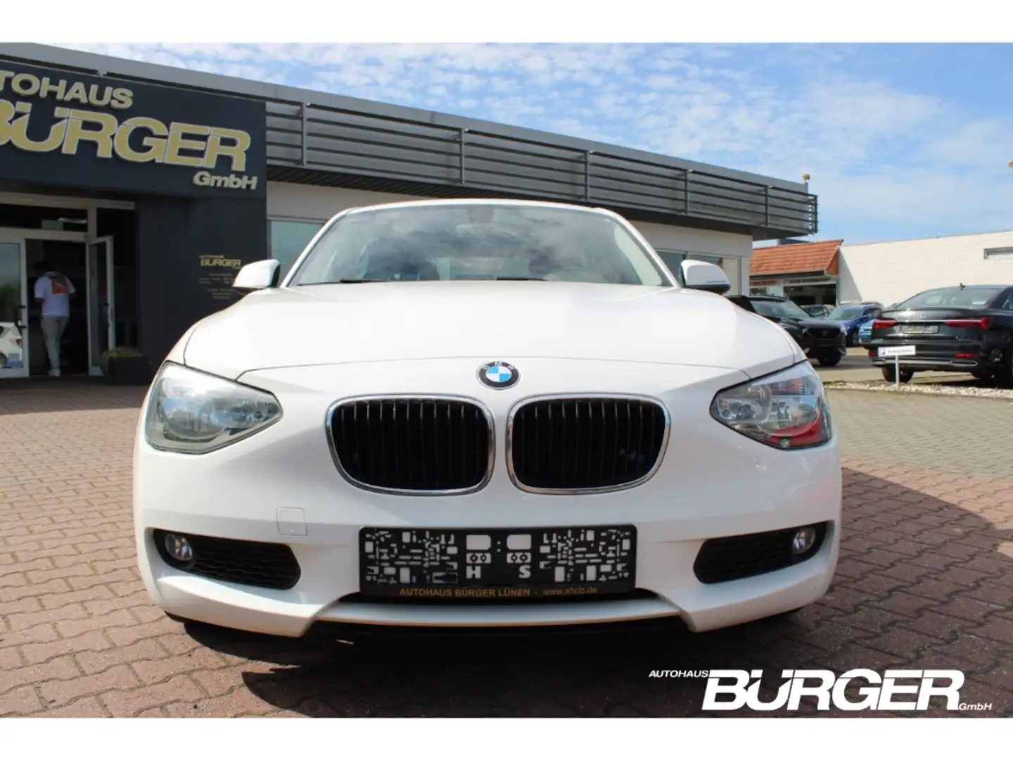 BMW 116 i SHZ Keyless Klima PDC Sitzhzg. Regensensor Licht Weiß - 2