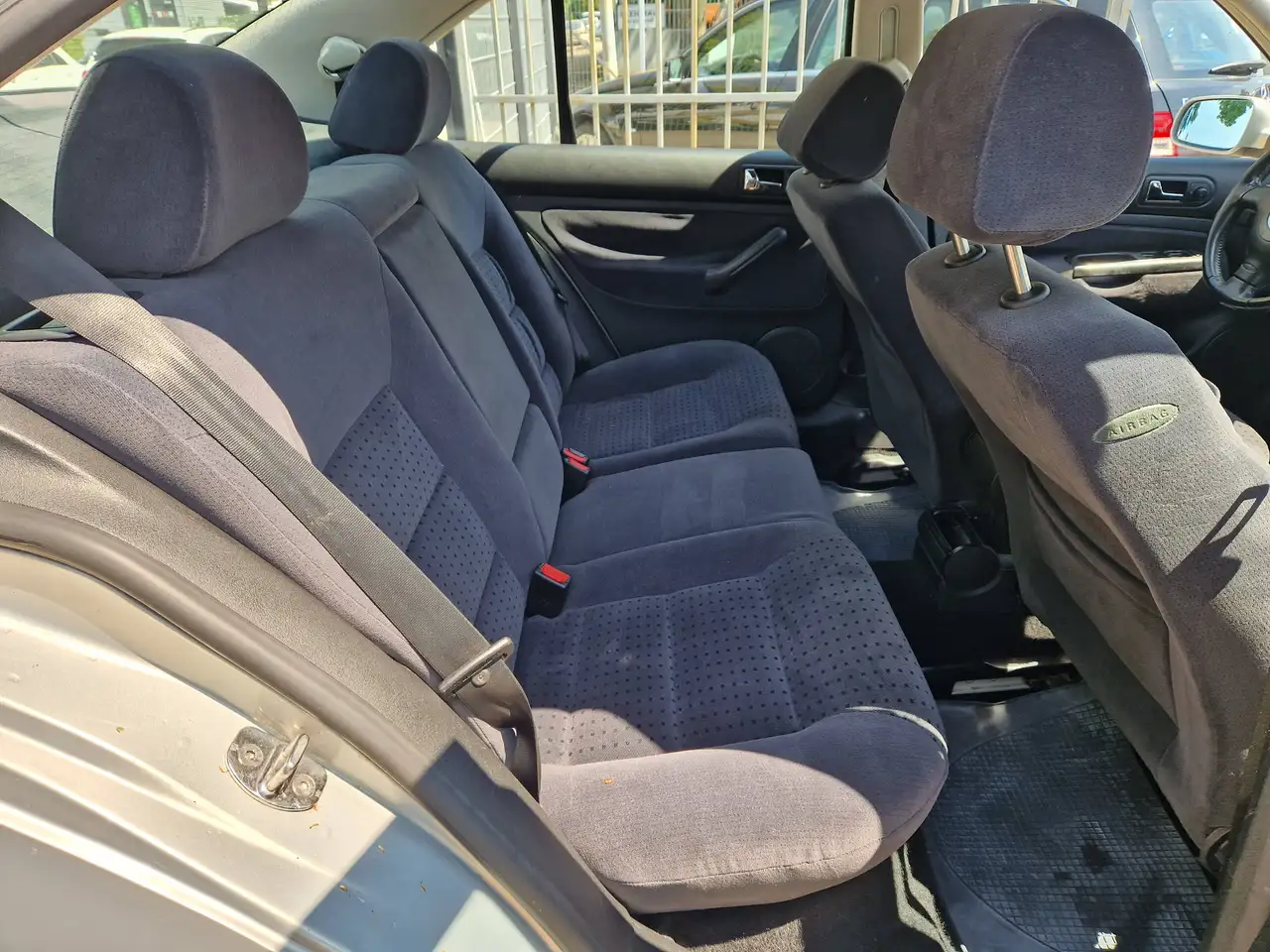Volkswagen Bora 1.6 KLIMA-SHZ-TÜV, foto 10