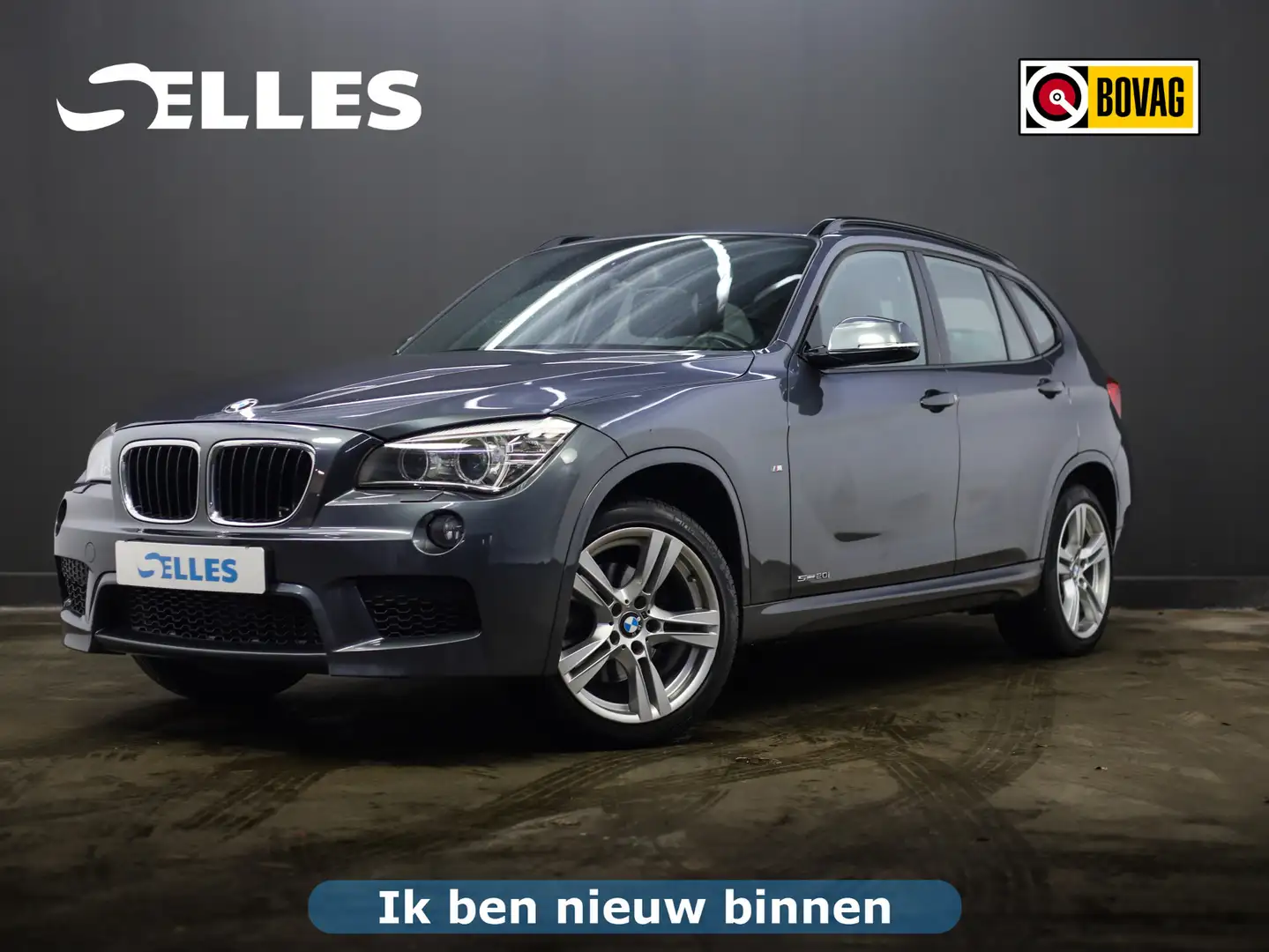 BMW X1 sDrive20i High Executive | Trekhaak | Panoramadak Grijs - 1