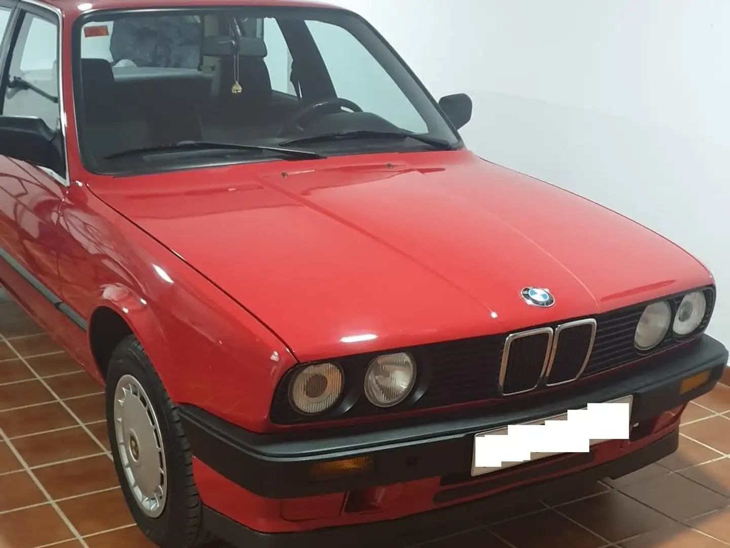 BMW 324 d Czerwony - 1