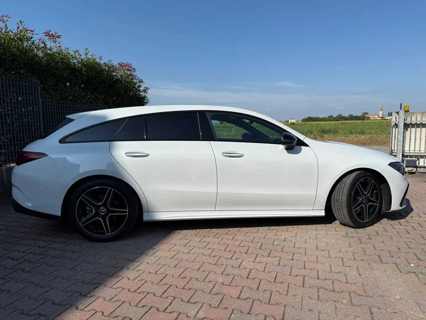 Mercedes-Benz CLA 200 SHOOTING BRAKE RESTYLING VARI COLORI/ALLESTIMENTI Blanc - 2