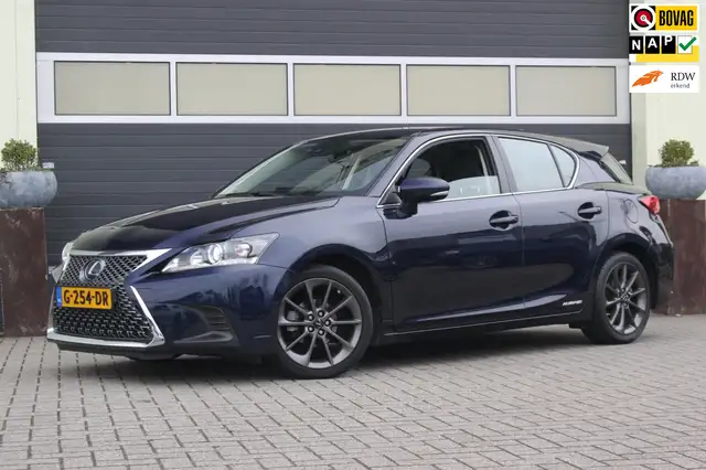 Lexus CT 200h Luxury Line | Camera | Sportstoelen |