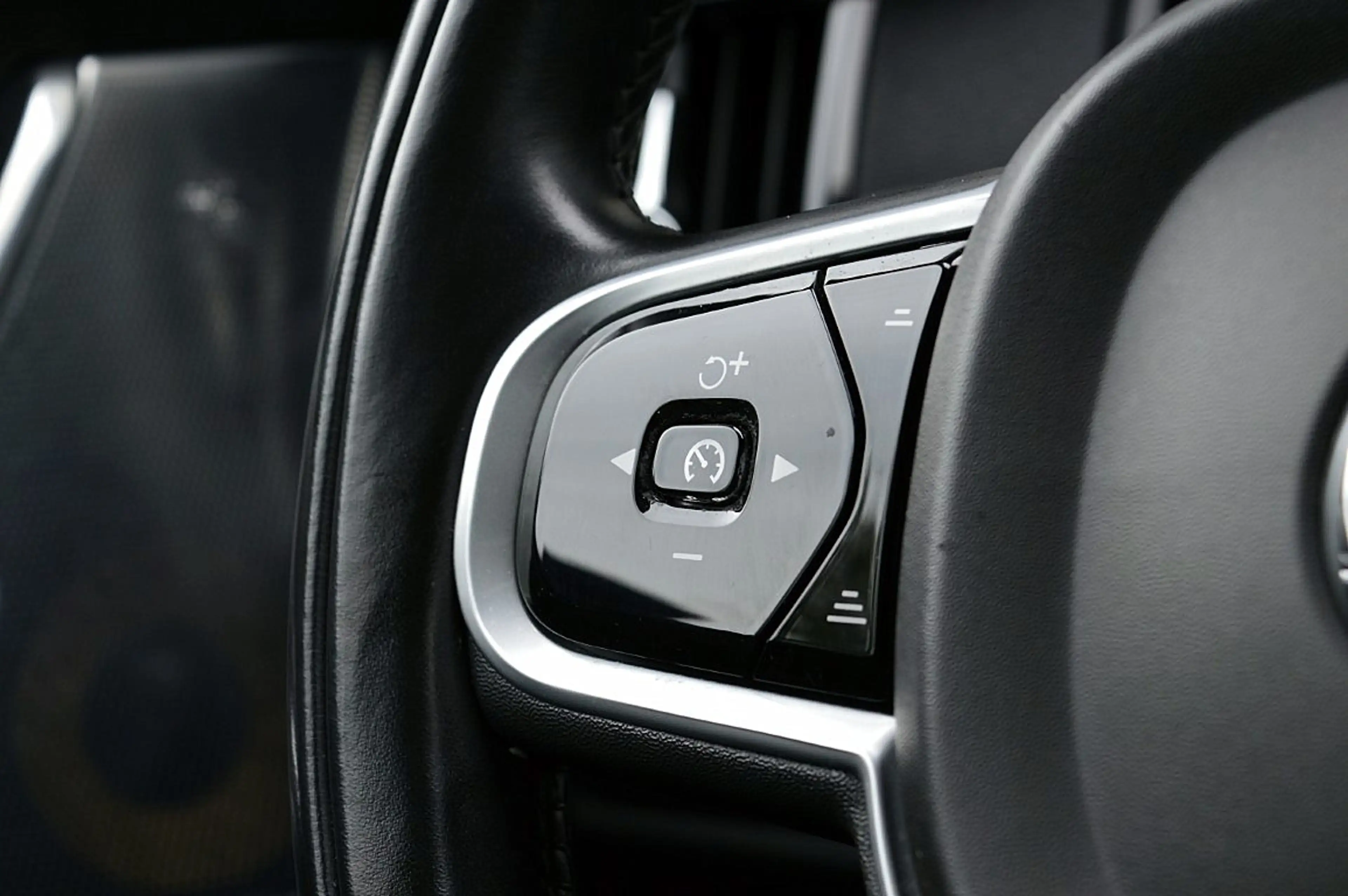 Volvo V90 2.0 T5 Momentum Rijklaarprijs-Garantie Panorama da — photo 36