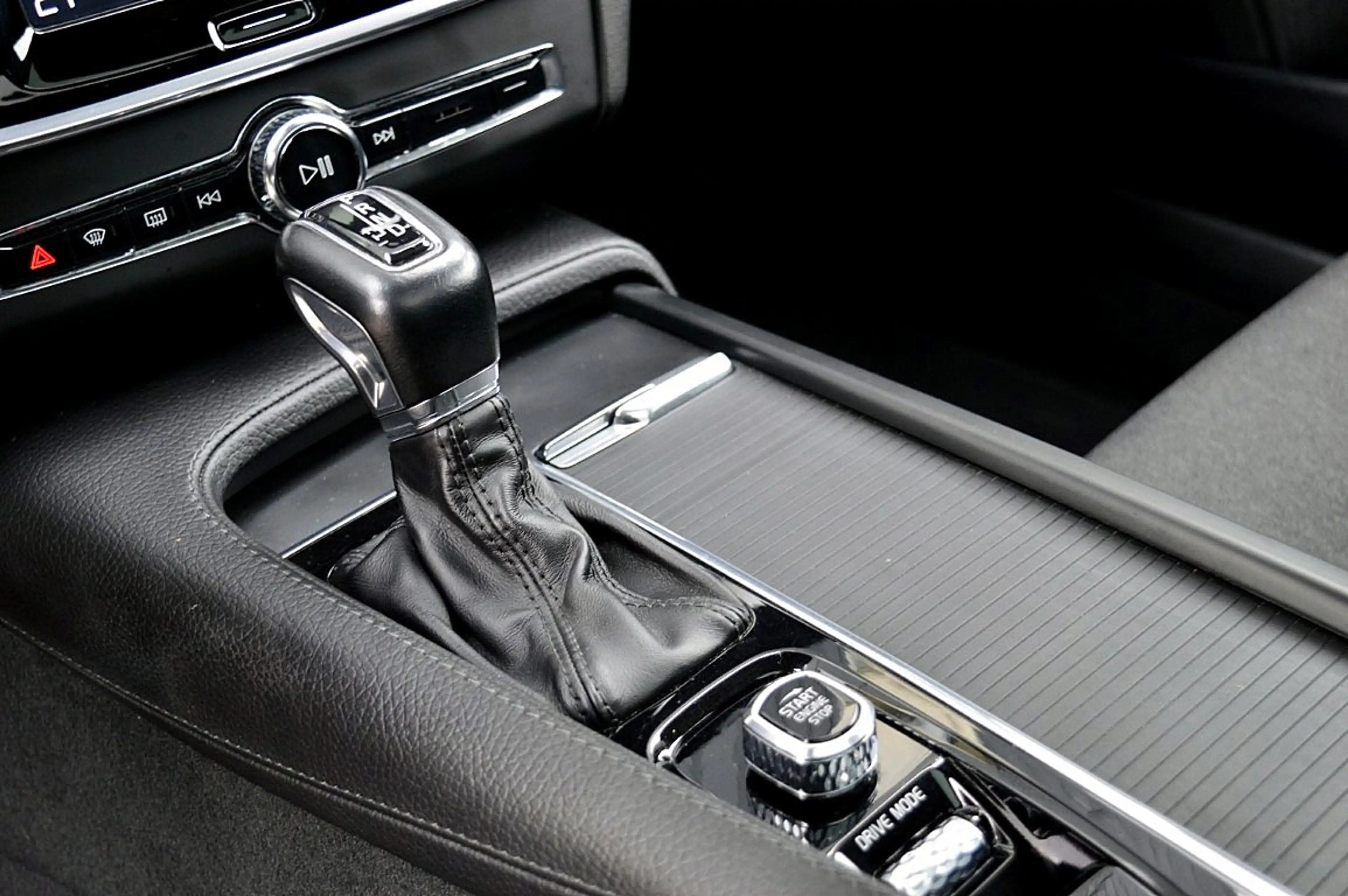Volvo V90 2.0 T5 Momentum Rijklaarprijs-Garantie Panorama da — photo 30