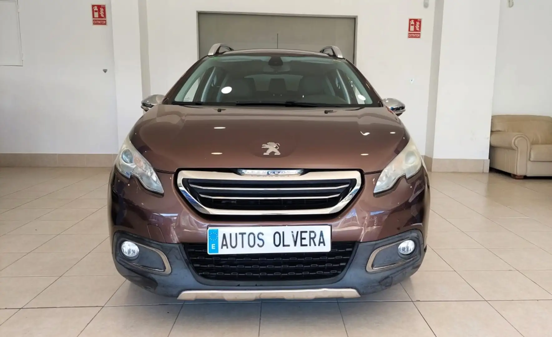 Peugeot 2008 1.6 e-HDI Active Marrón - 2