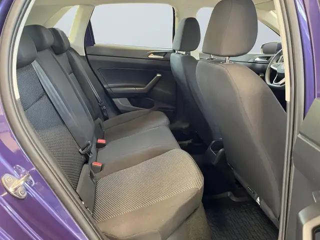 Volkswagen Polo view 11