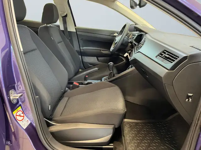 Volkswagen Polo view 10