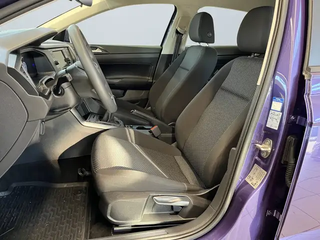 Volkswagen Polo view 7