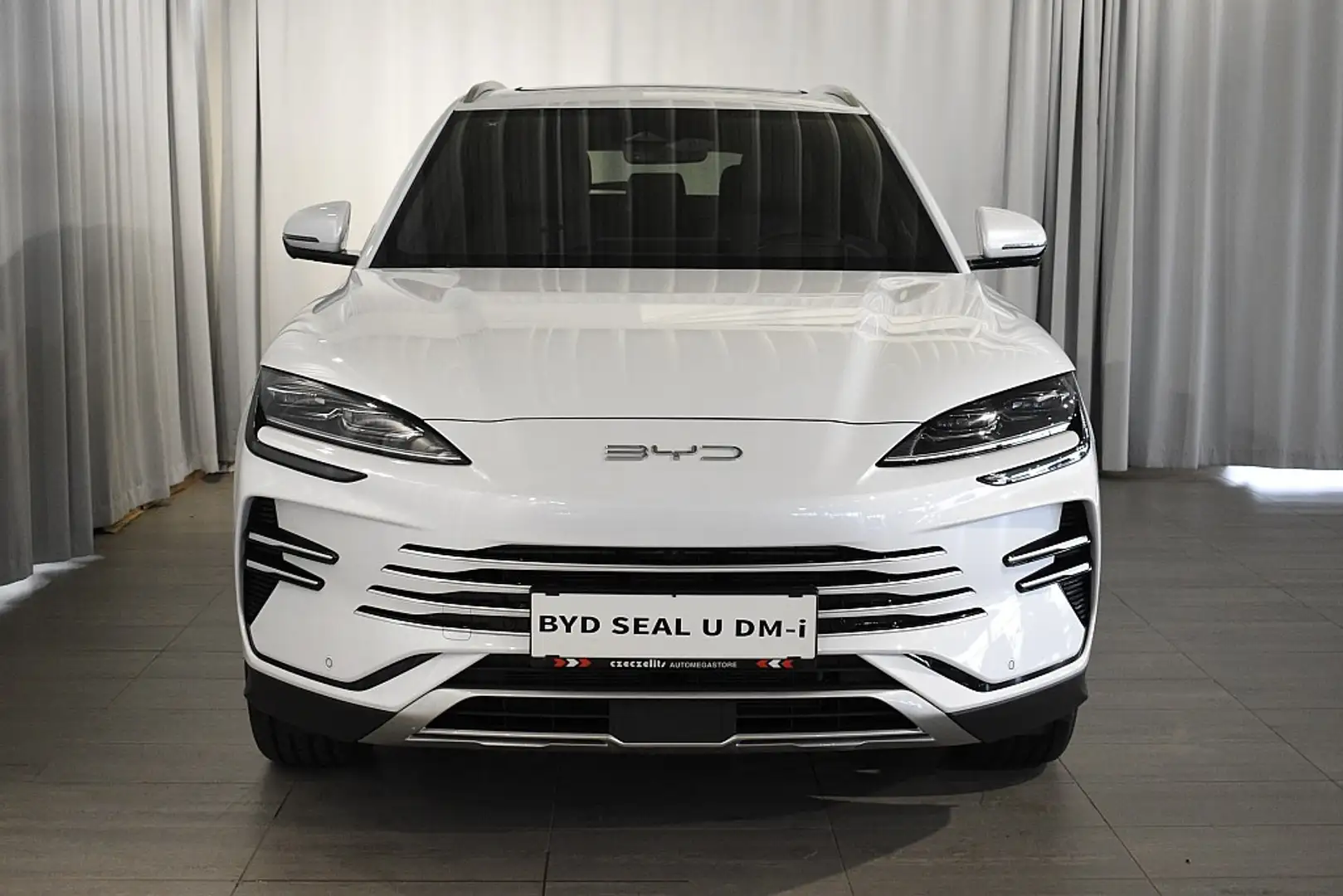 BYD Seal U DM-i PHEV Boost *In Kürze Verfügbar* Weiß - 2