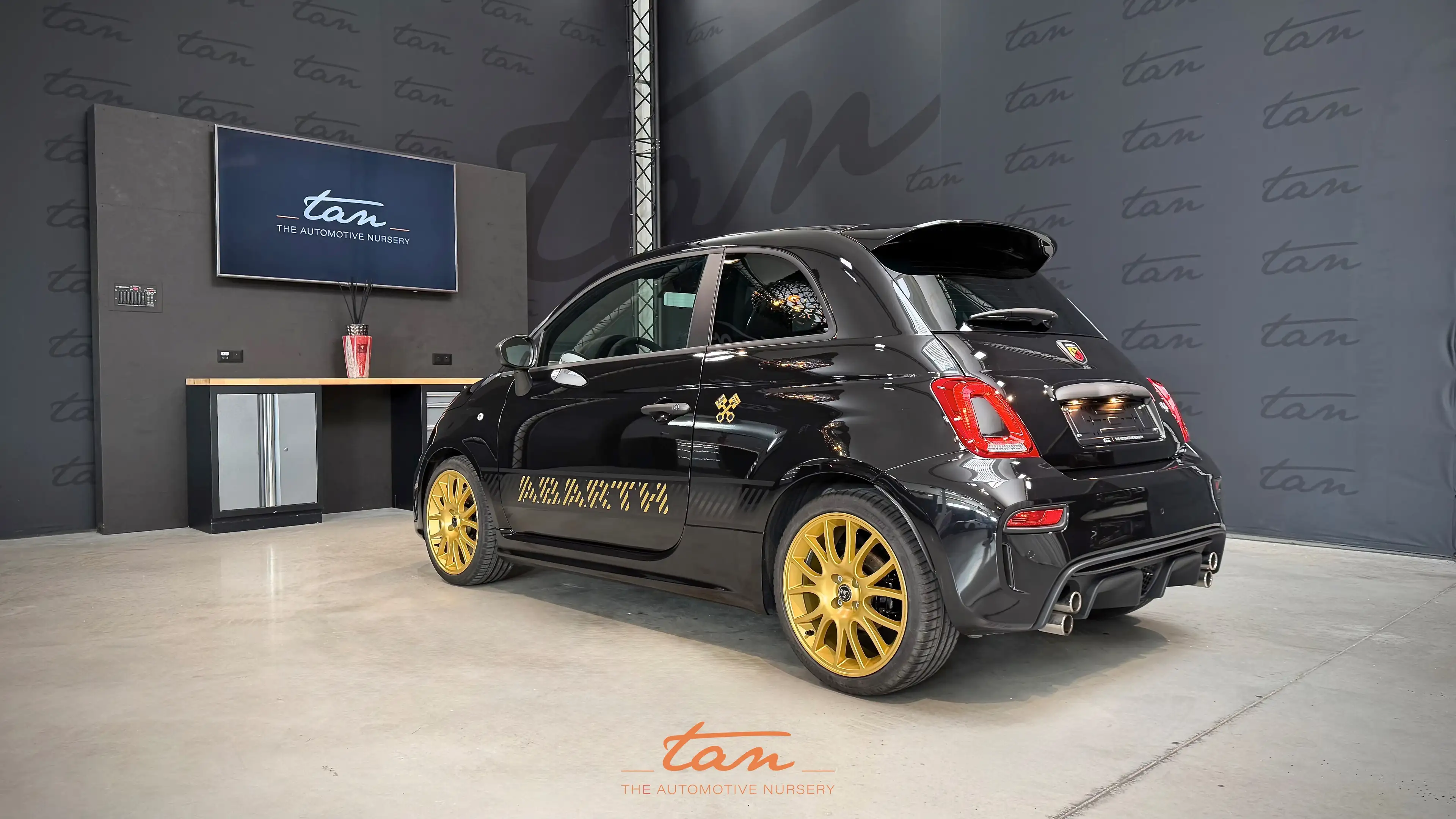 Abarth 695 695 1.4 T-Jet 75 Anniversario (EU6.4) — photo 5