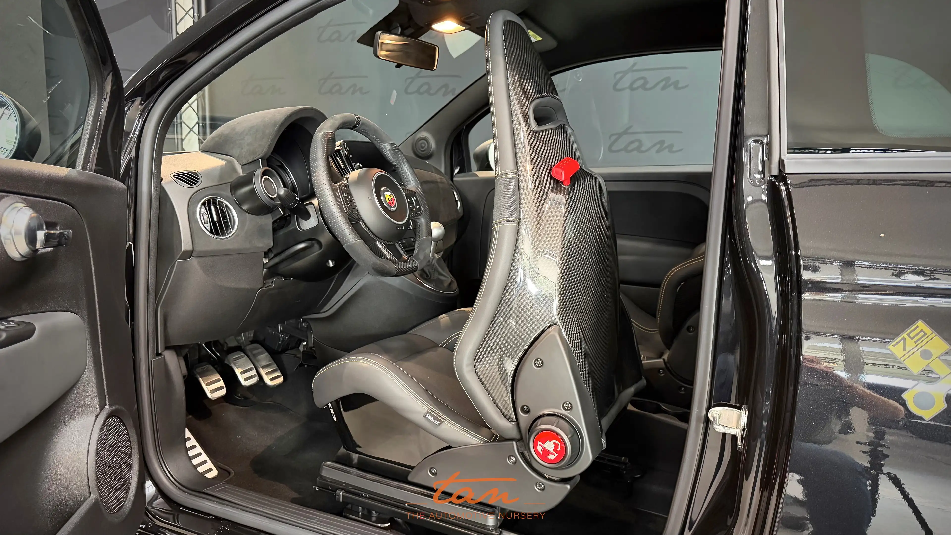 Abarth 695 695 1.4 T-Jet 75 Anniversario (EU6.4) — photo 18