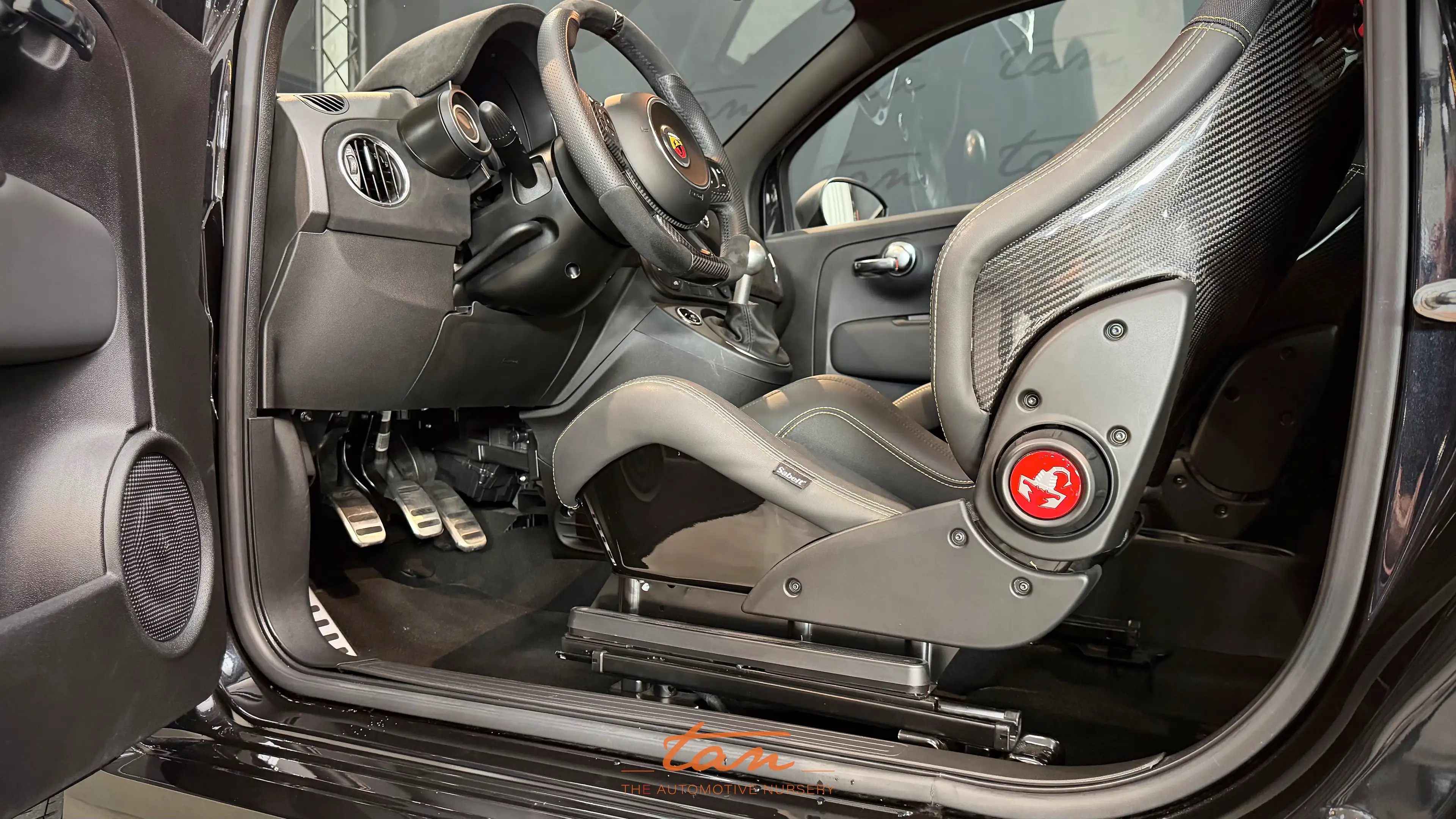 Abarth 695 695 1.4 T-Jet 75 Anniversario (EU6.4) — photo 14