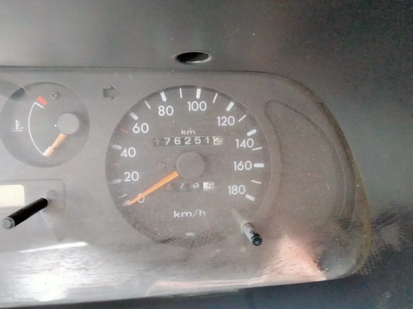 Nissan Terrano 2.7 TDi SE Elite Verde - 2