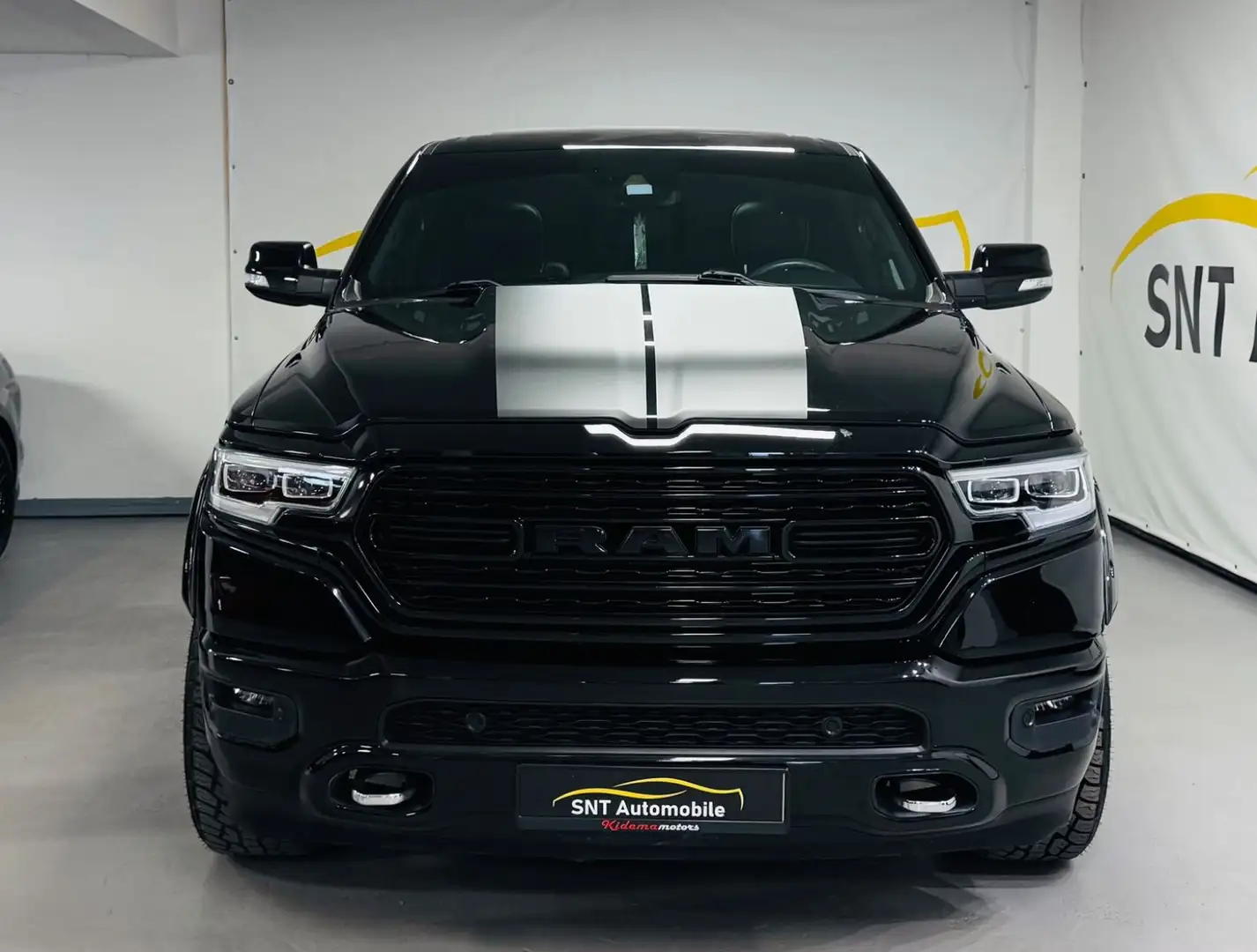 Dodge RAM 5.7 V8 HEMI LIMITED PANO NAVI E-Torque Schwarz - 2