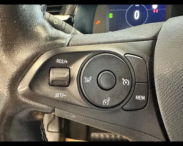 Opel Corsa view 9