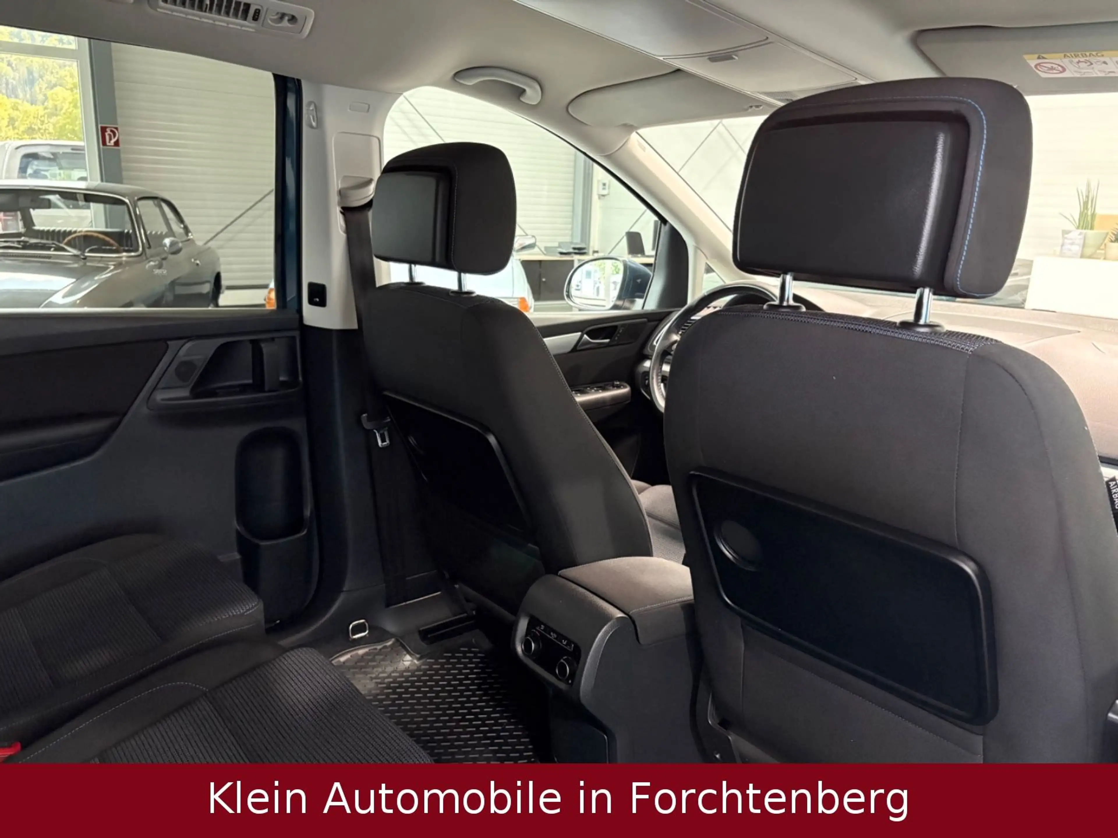 Volkswagen Sharan Ocean 7-Sitzer NaviAccLaneSideAssist 2.HD — photo 11