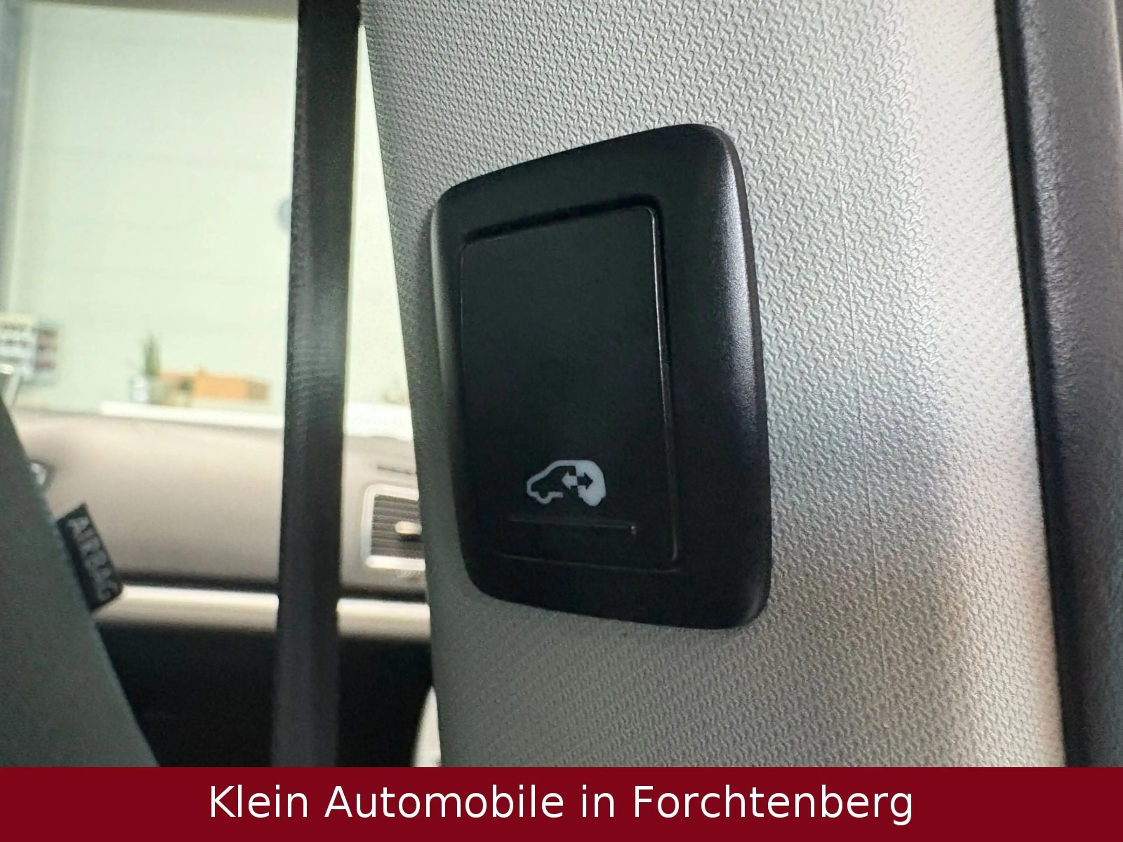 Volkswagen Sharan Ocean 7-Sitzer NaviAccLaneSideAssist 2.HD — photo 15
