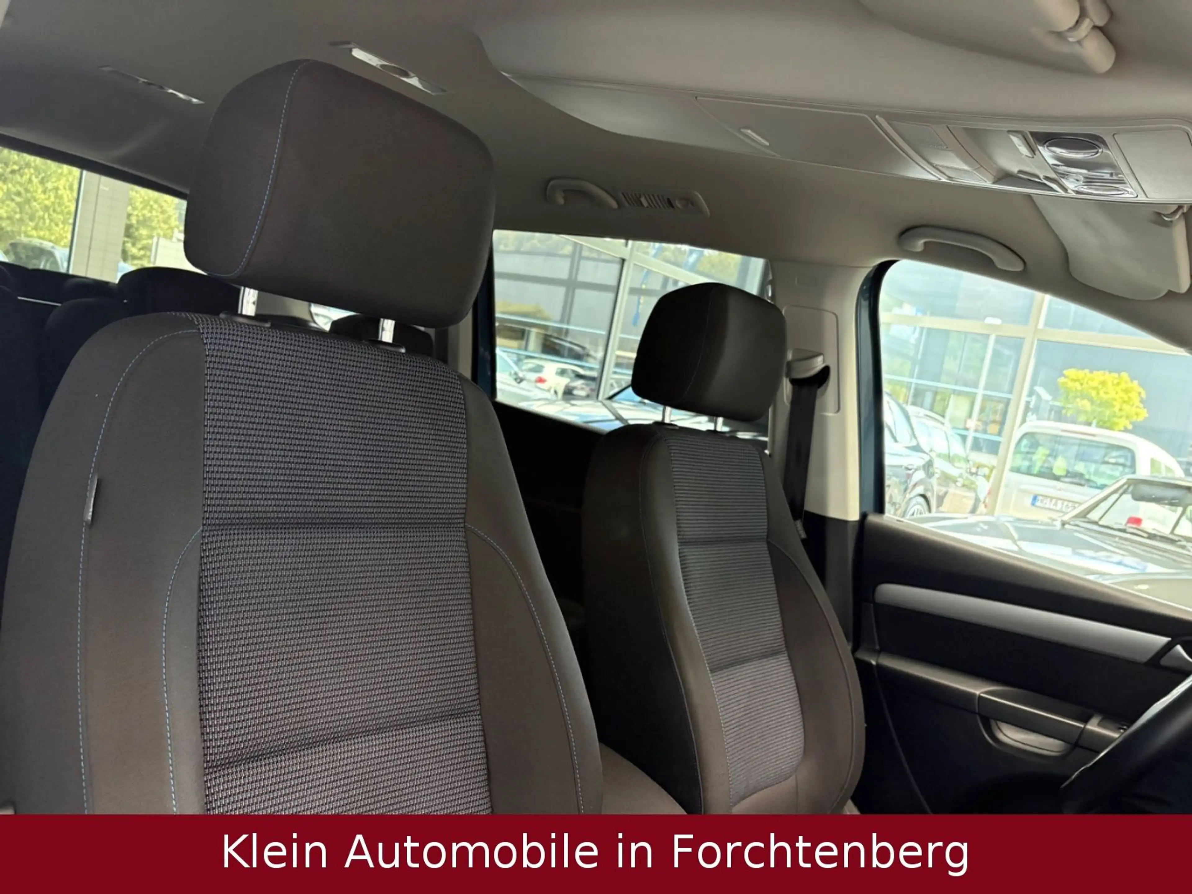 Volkswagen Sharan Ocean 7-Sitzer NaviAccLaneSideAssist 2.HD — photo 9