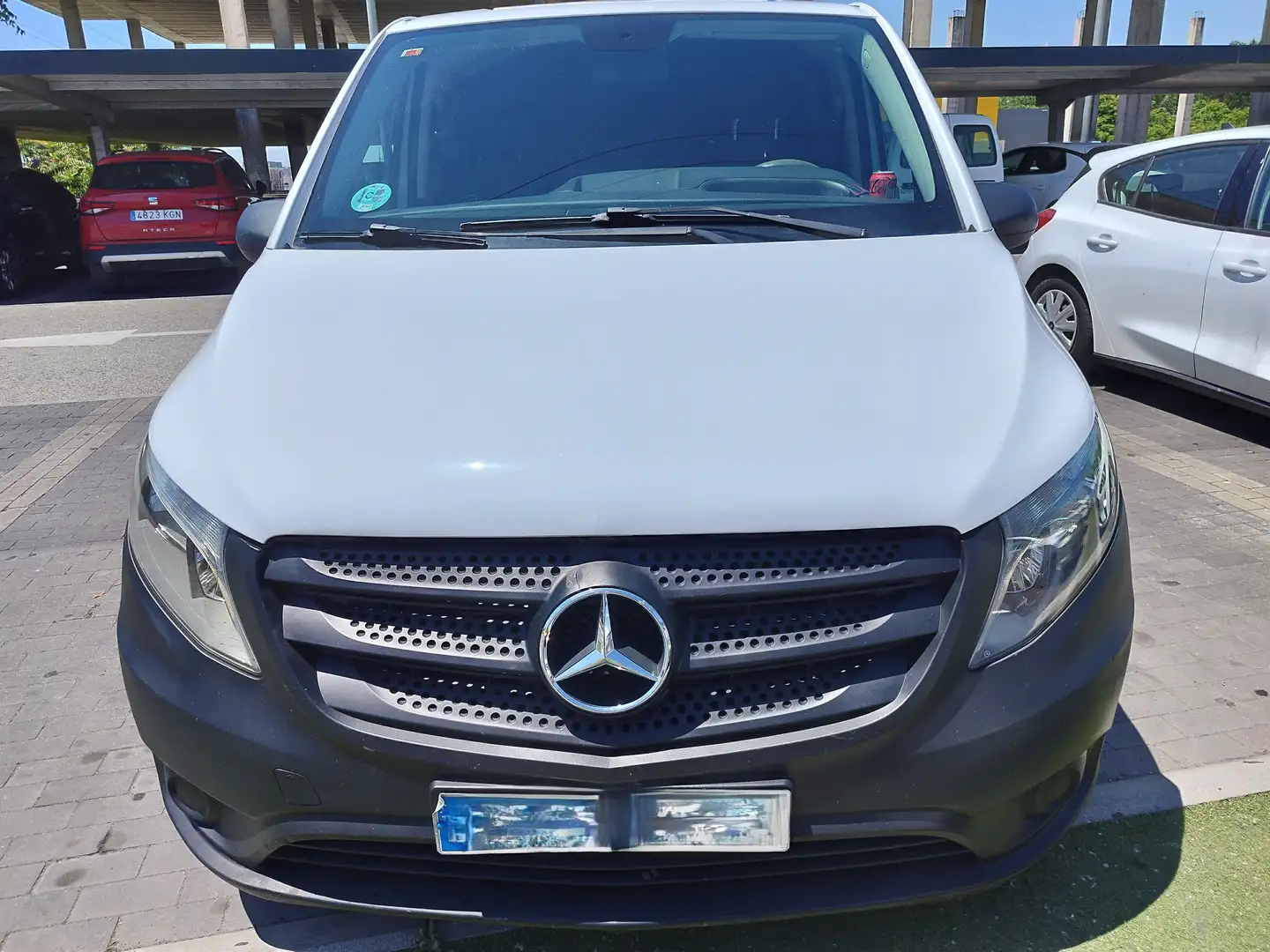 Mercedes-Benz Vito Vito Furgón 111CDI Larga Blanco - 2