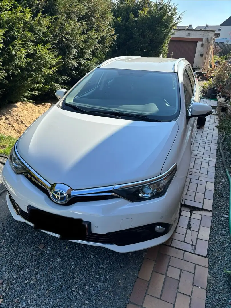 Toyota Auris 1.8 VVT-i Hybrid Automatik Comfort Blanc - 1