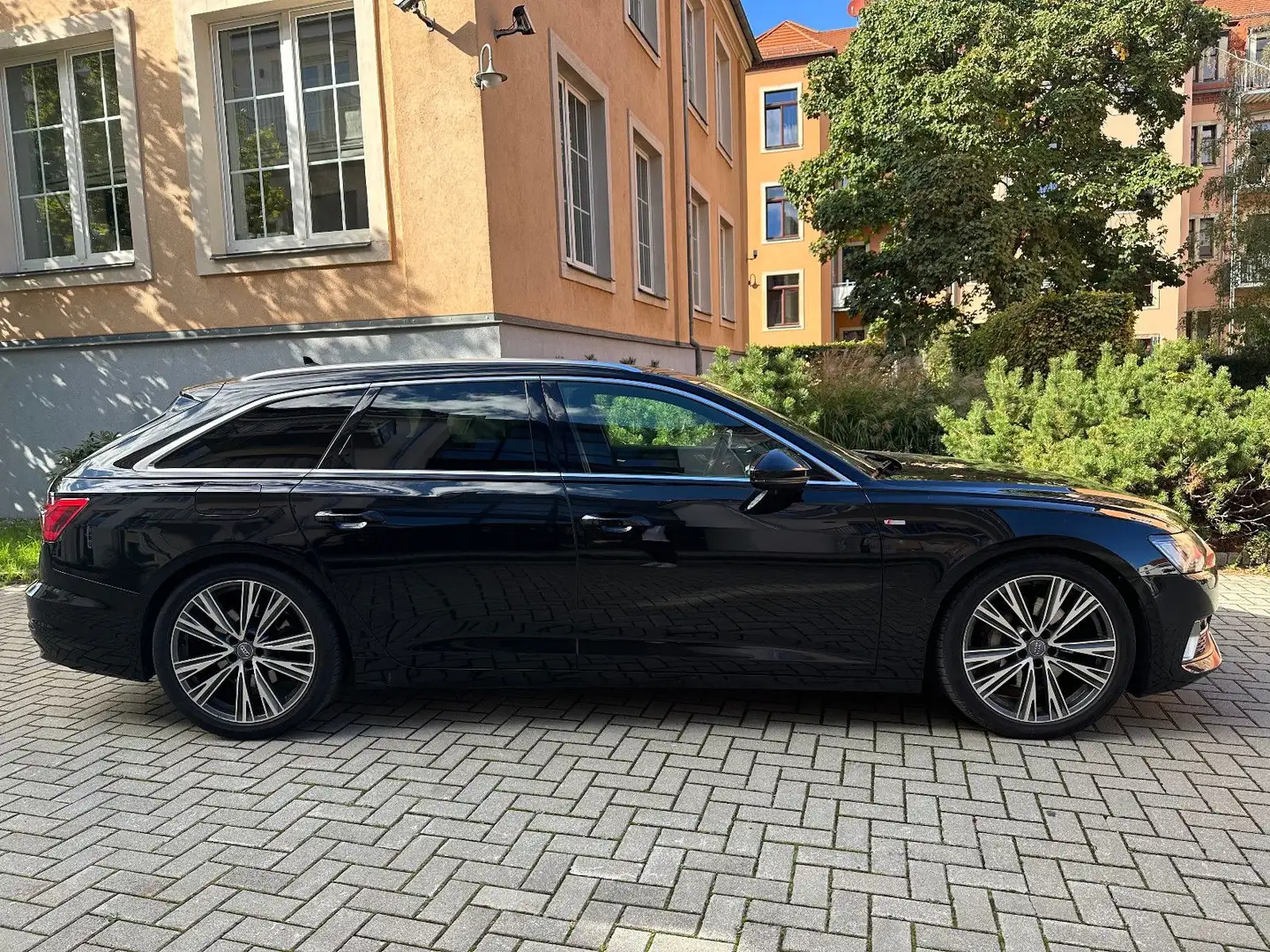 Audi A6 Avant 50 TDI qua sport/Luft/B&O/Sthzg/AHK Schwarz - 2