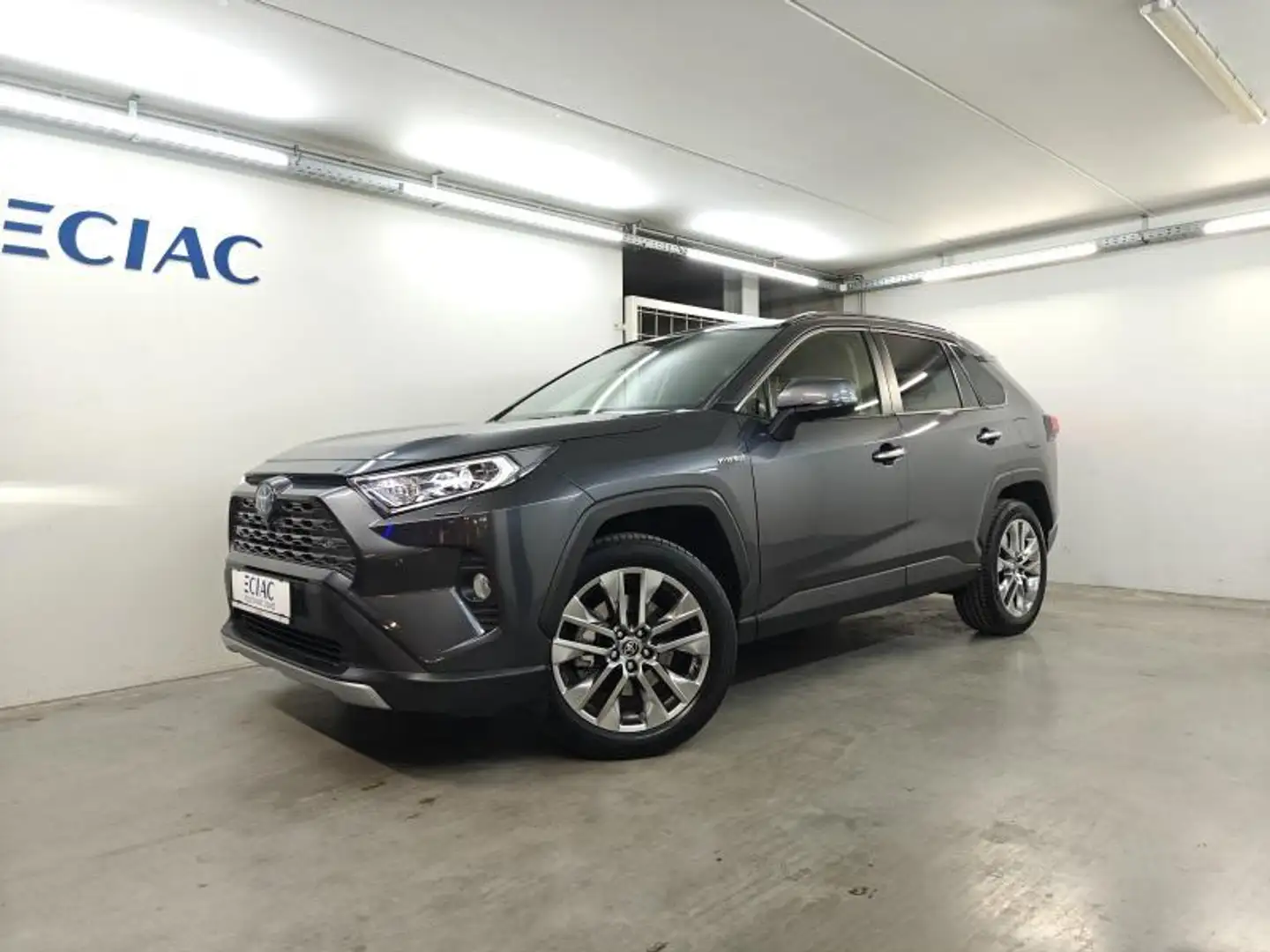 Toyota RAV 4 Premium Plus - 20663km - Pano dak - Garantie Gris - 1