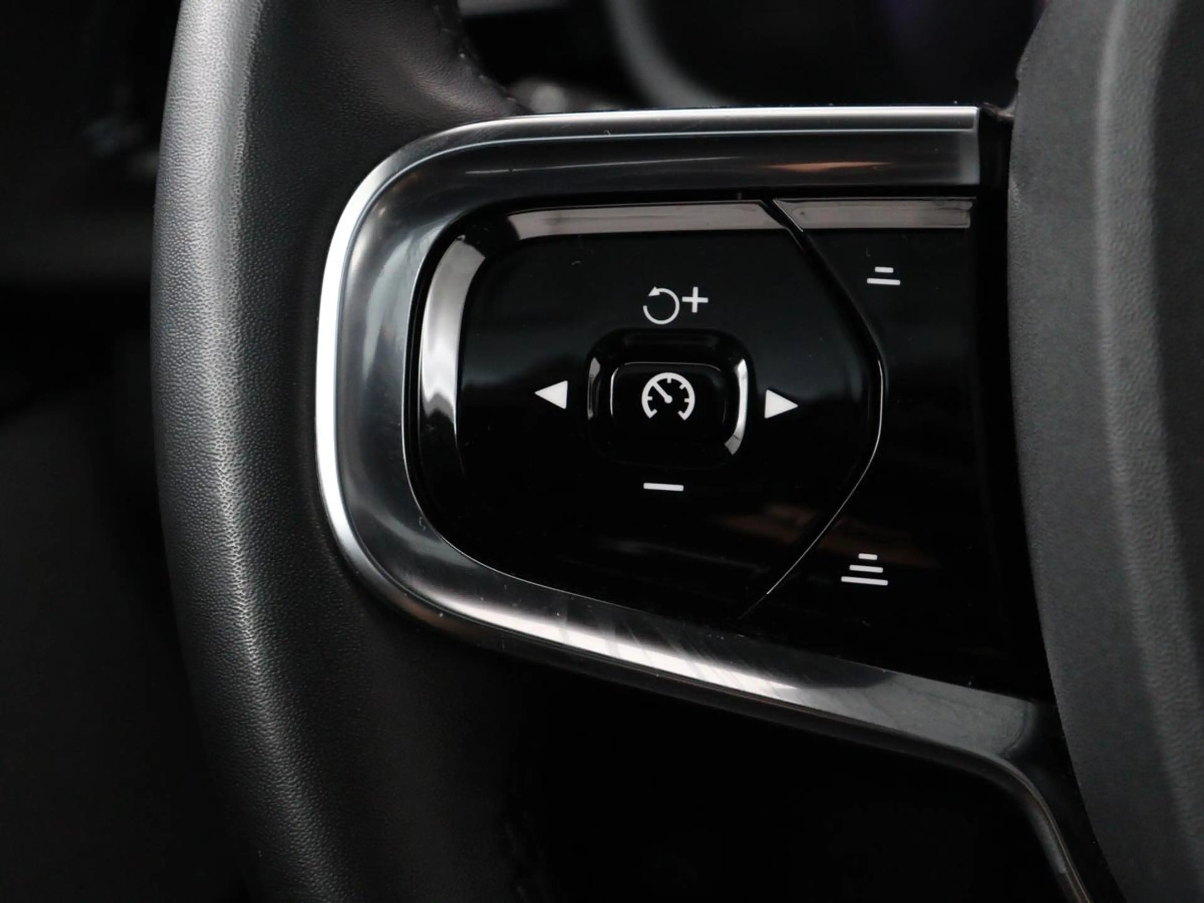 Polestar 2 Standard Range Single Motor 63kWh | SOH 89.9% | Wa — photo 24