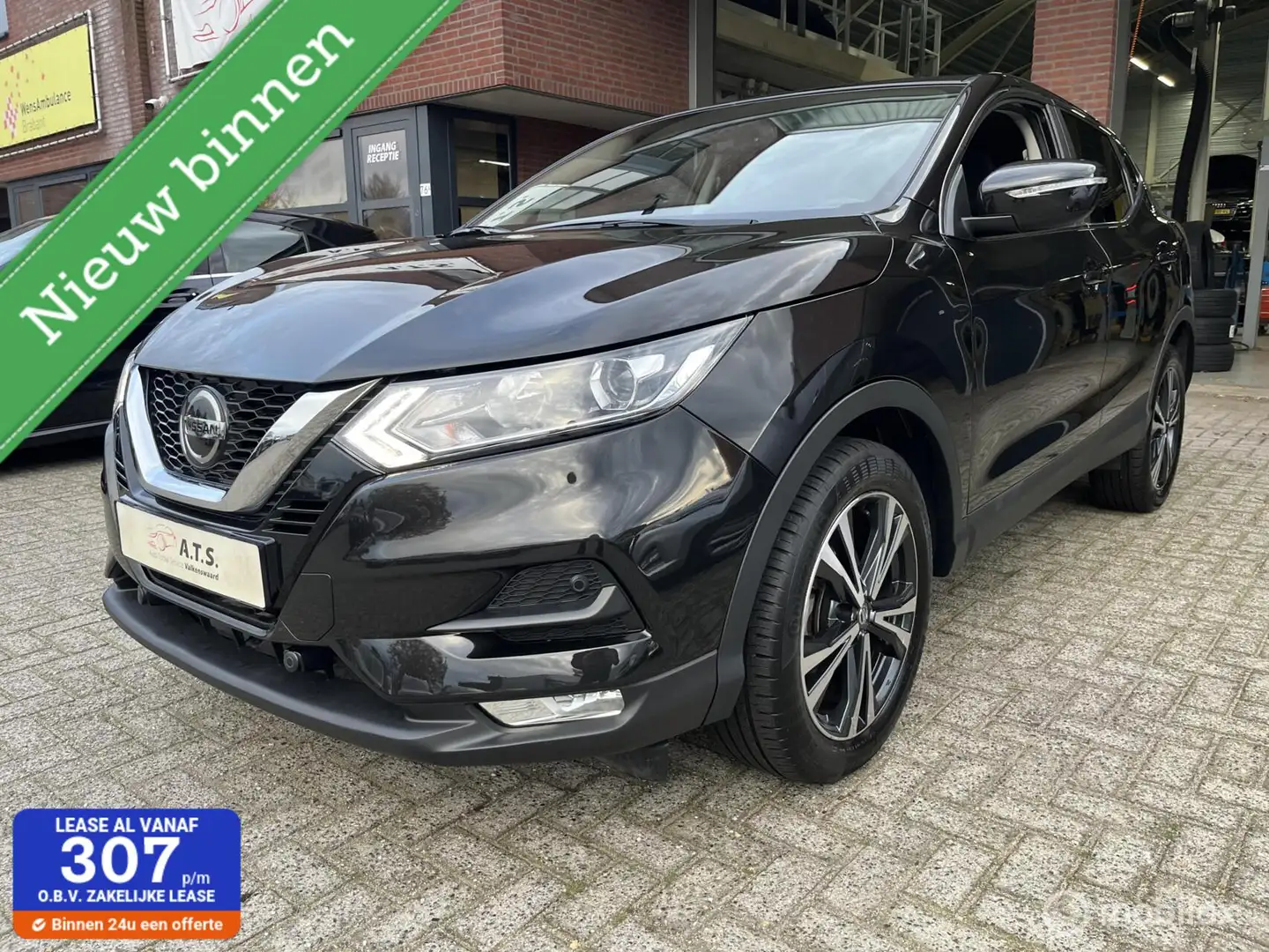 Nissan Qashqai 1.3 DIG-T N-Connecta NAVI*CAMERA*18.000KM!!! Noir - 1