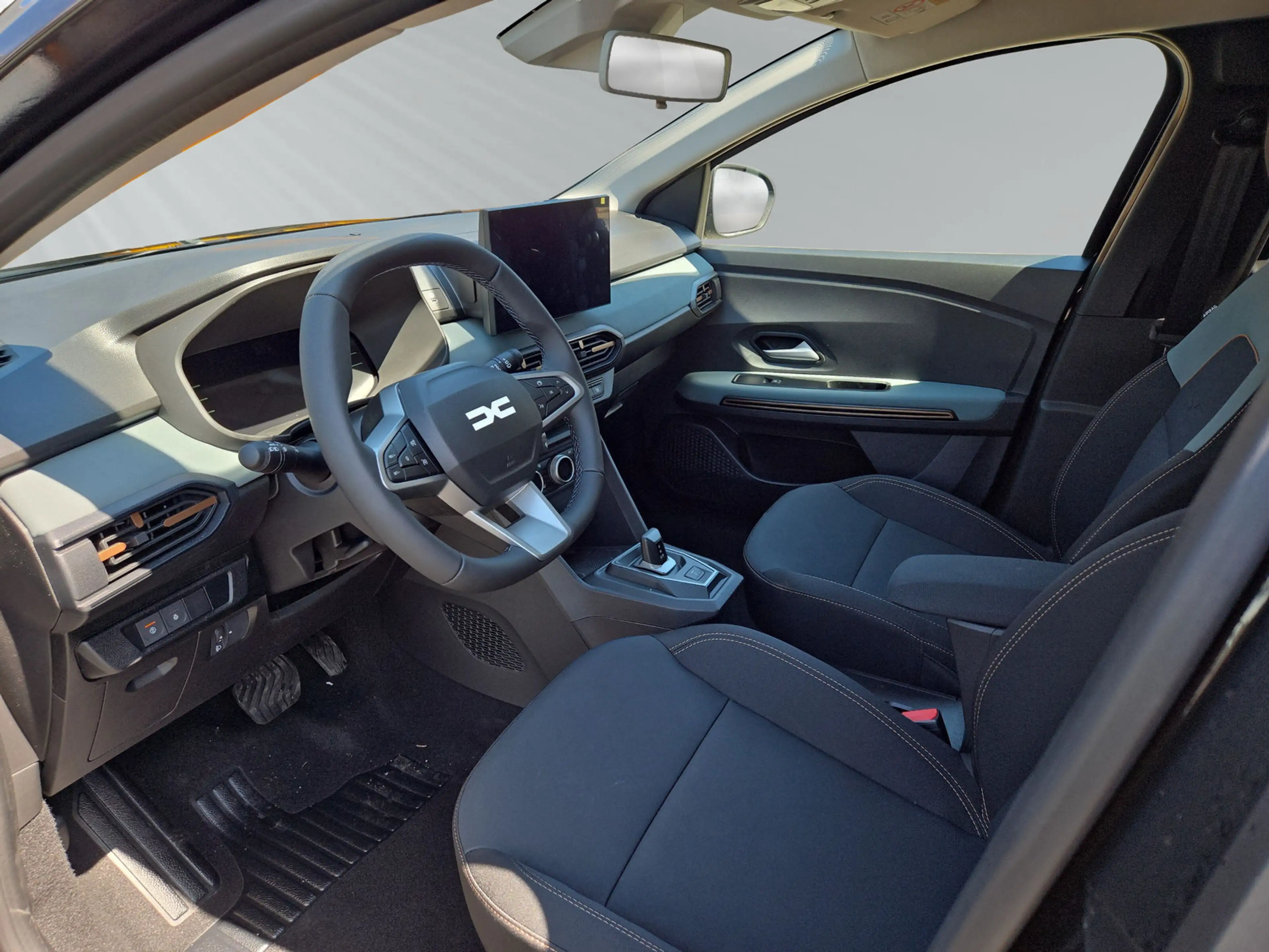 Dacia Jogger Extreme hybrid 155 — photo 7