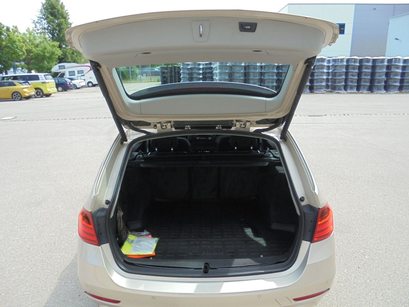 BMW 330 D Touring Aut. ~ 128.000 Km ~ 2.Hd ~ Navi ~ — photo 12