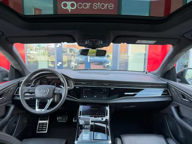 Audi RS Q8 view 13