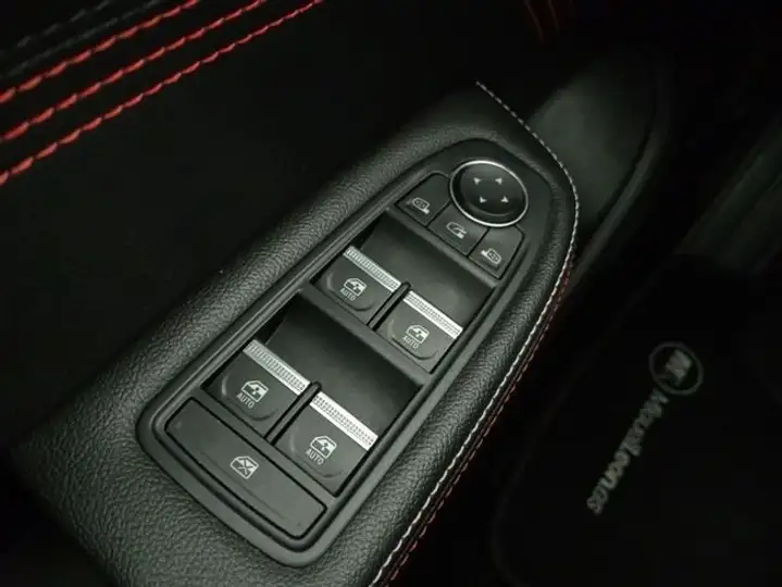 Renault Arkana RS Line E-TECH Híbrido (2021) 2022, foto 21