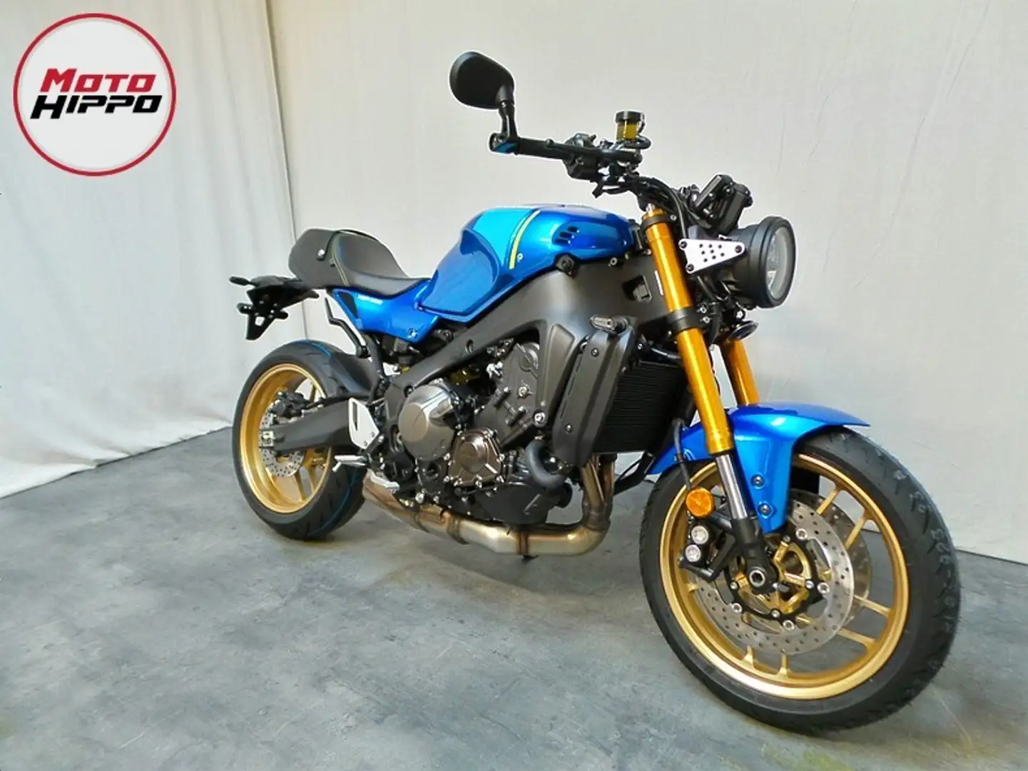 Yamaha XSR 900 Modrá - 2