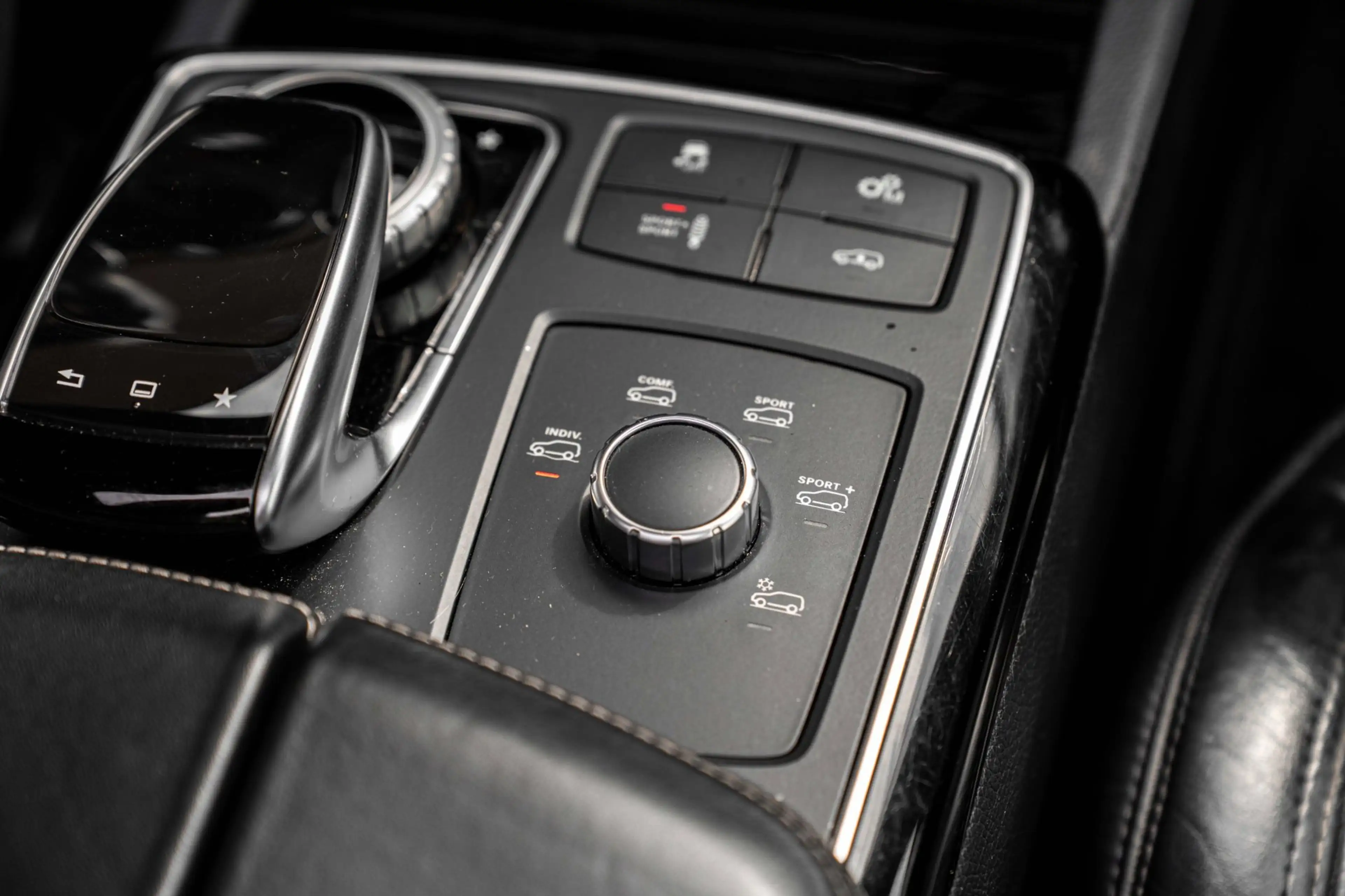 Mercedes-Benz GLE 63 AMG Coupé 4MATIC 660 PK Pano Luchtvering ACC Harman Ka — photo 46
