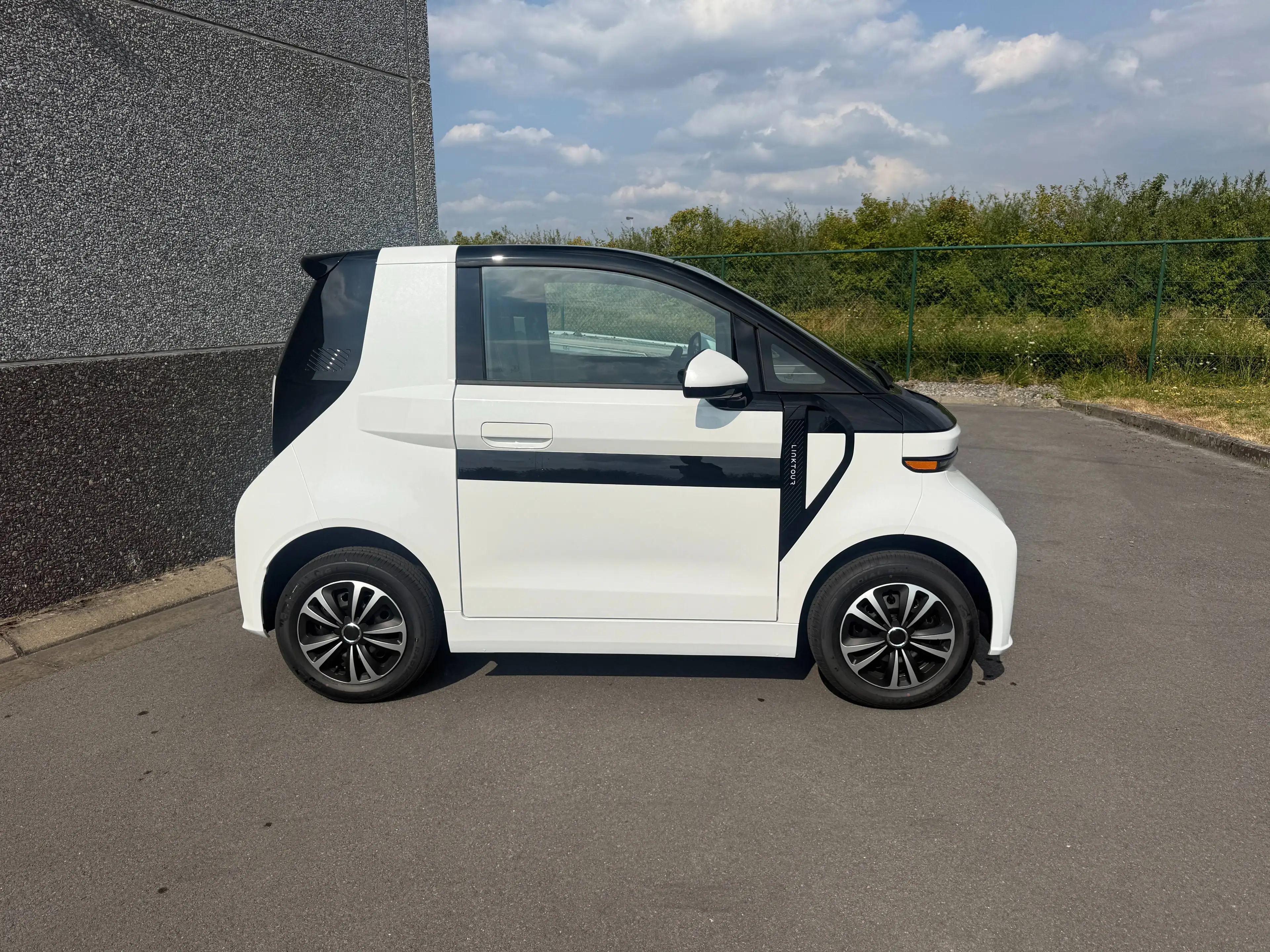 Linktour Alumi Pro electrique avec clim, carplay et direction assistée — photo 7
