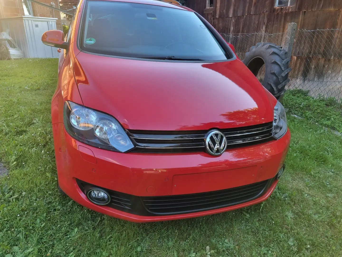 Volkswagen Golf Plus Team Rot - 1