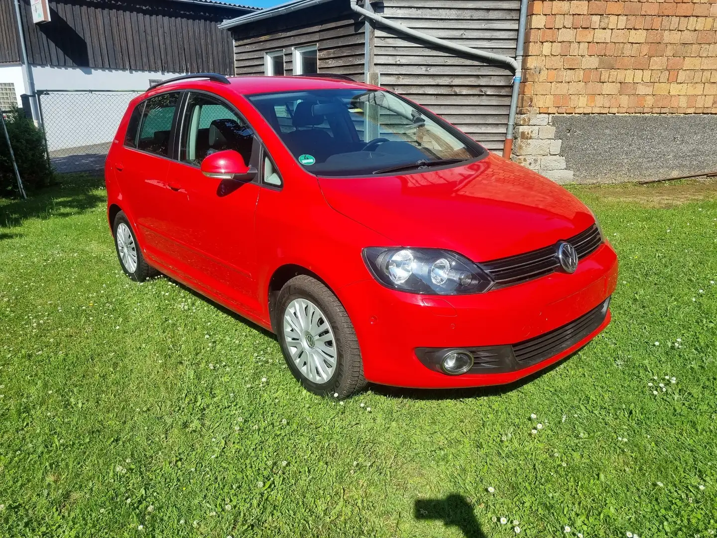 Volkswagen Golf Plus Team Rot - 1