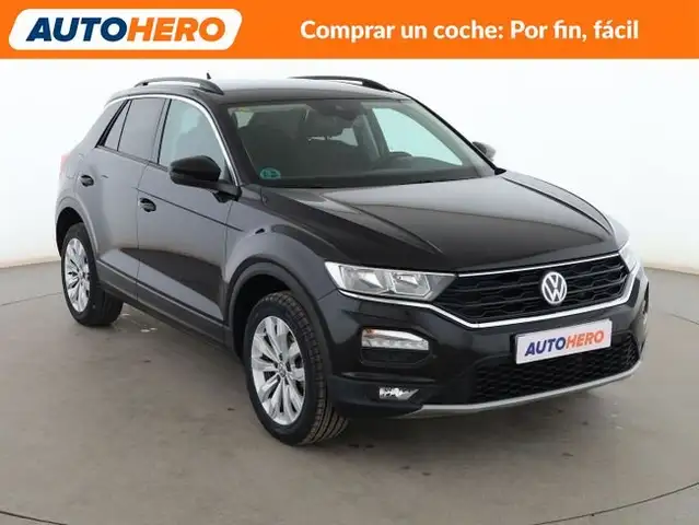 Volkswagen T-Roc view 8