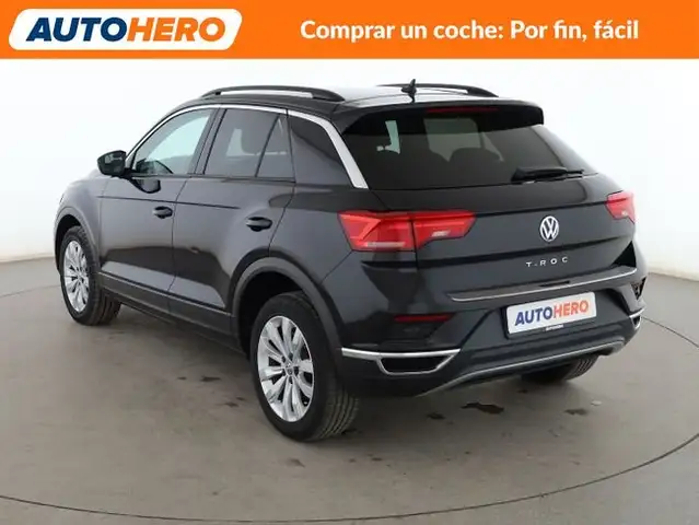 Volkswagen T-Roc view 4