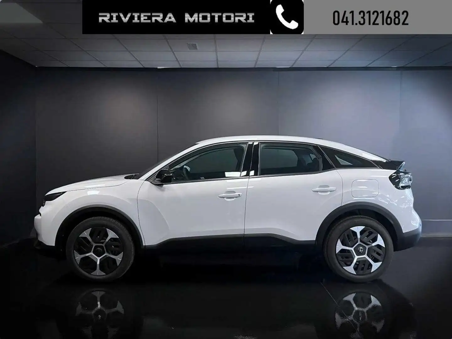 Citroen C4 Hybrid 136 e-DCS6 Plus Blanc - 2