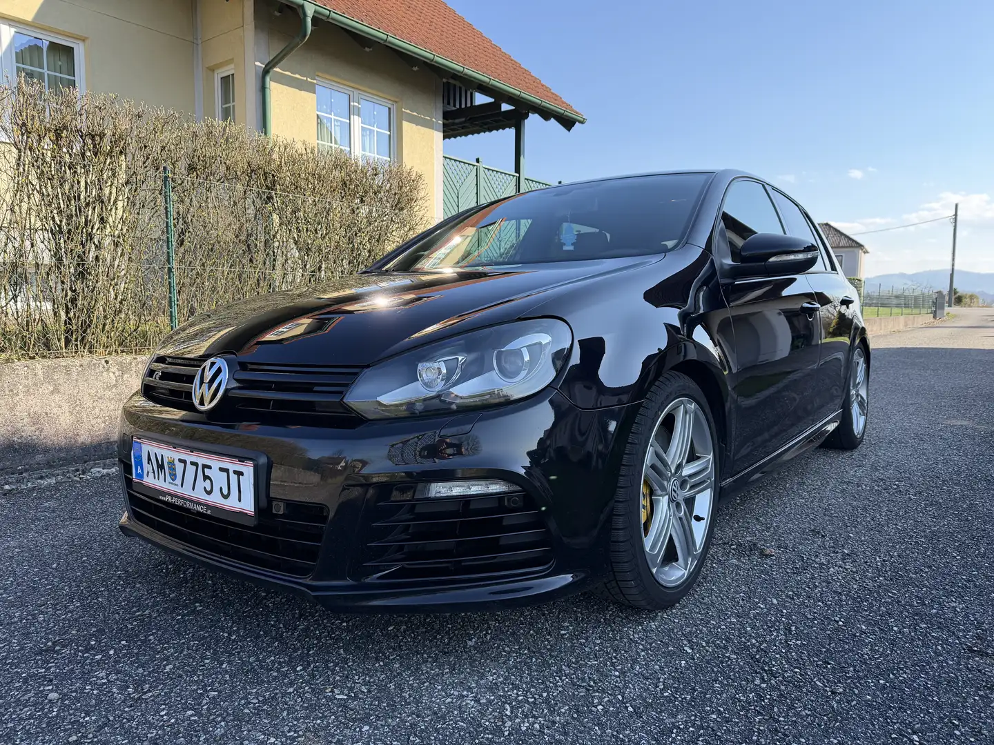 Volkswagen Golf R - 2