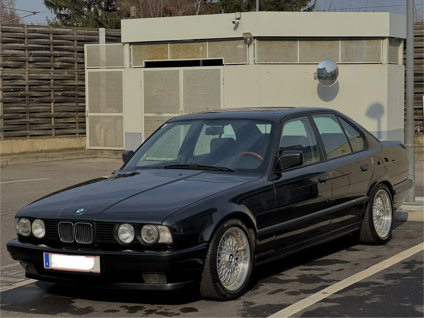 BMW 535 535i - 1