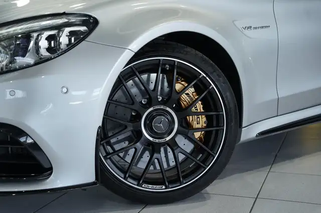 Mercedes-Benz C-Class view 2