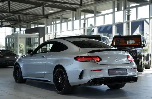 Mercedes-Benz C-Class view 10