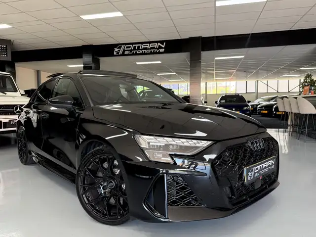 Audi RS3 view 5
