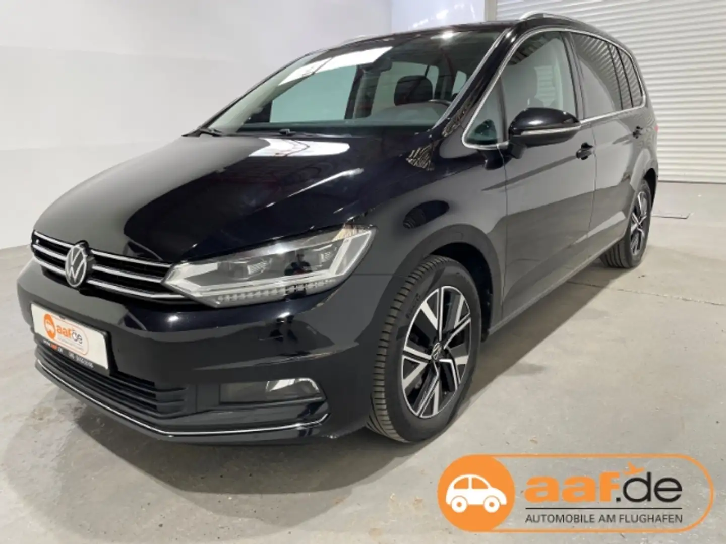 Volkswagen Touran 2.0 TDI Highline EU6d Navi LED ACC Virtual Cockpit Černá - 1