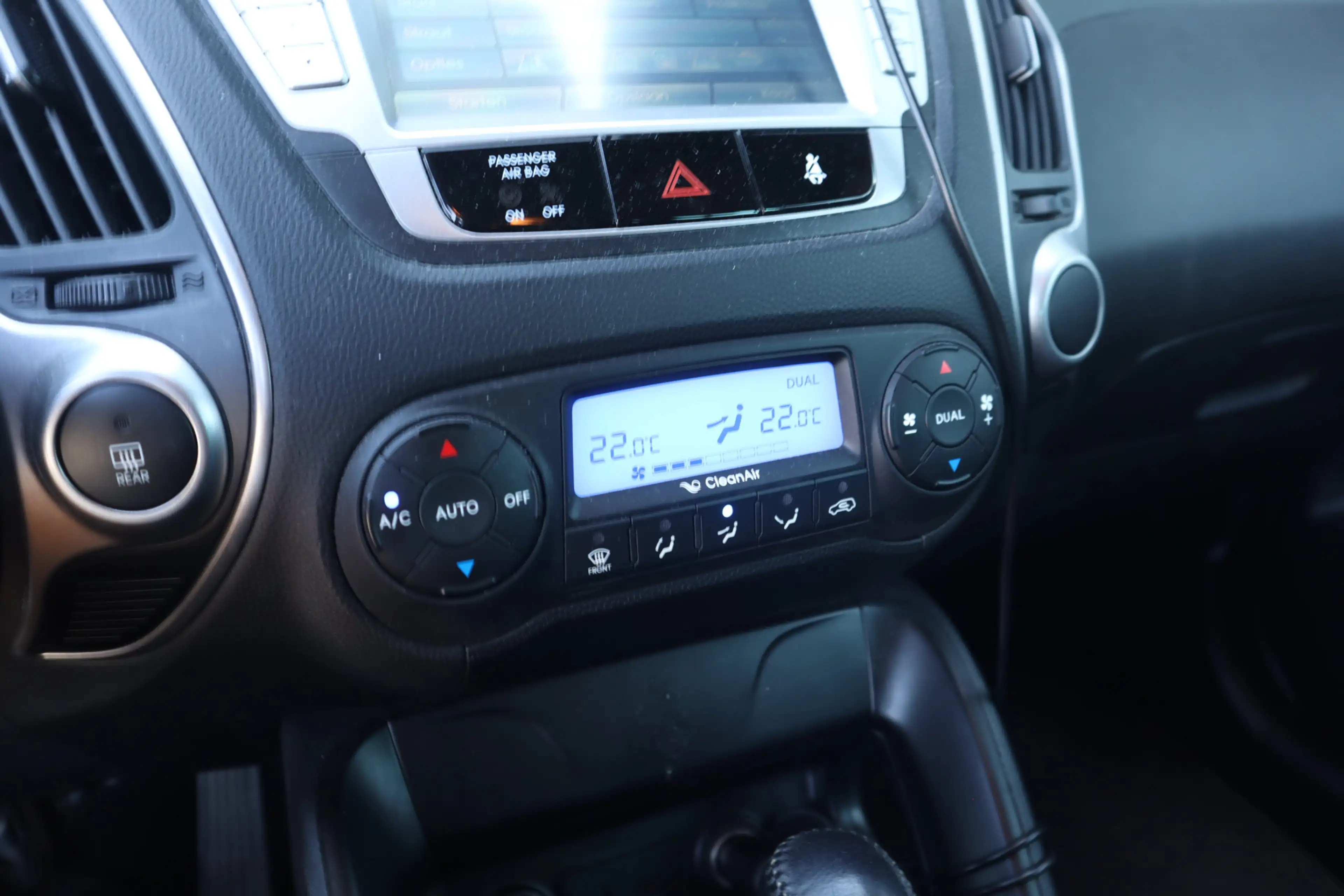 Hyundai iX35 2.0i Business Edition — photo 16